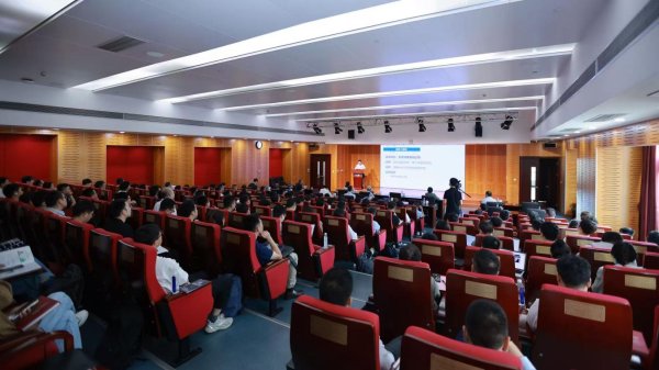 生讯网 上海资产管理协会发布首批“人工智能+资产管理”人才认证名单